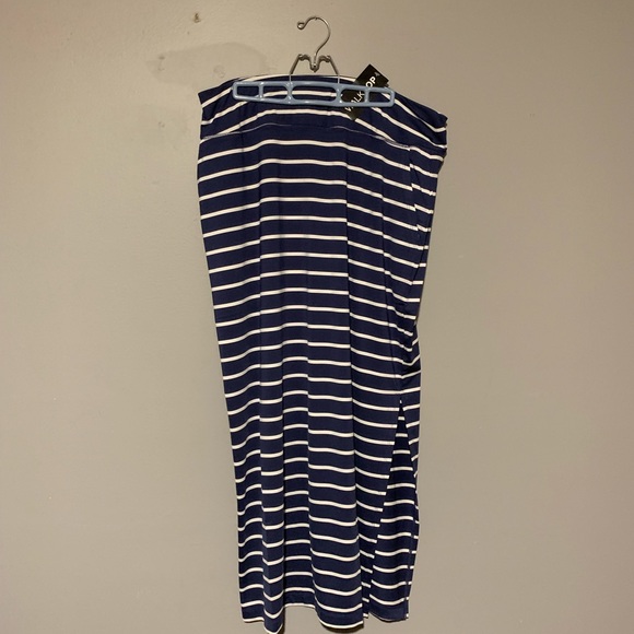 Details of skirt are in pics - Picture 7 of 7